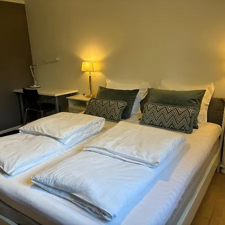 With Two Bedrooms For Rent * Laurkollen